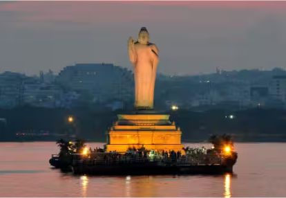 Hussain Sagar Lake & Buddha Statue